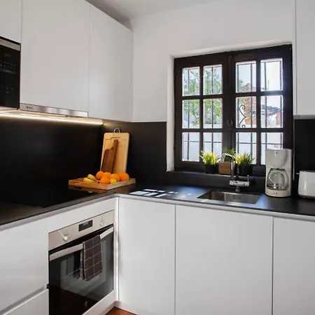 Beautiful House With Garden & Views In Holiday home